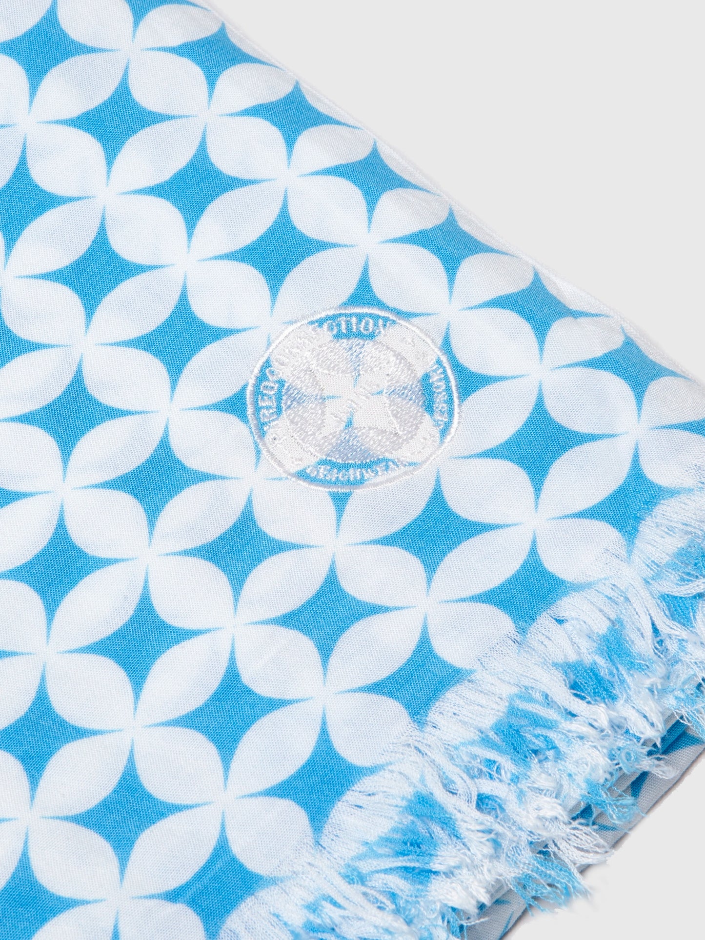 Set Pareo / Clutch Suka Blue Sky